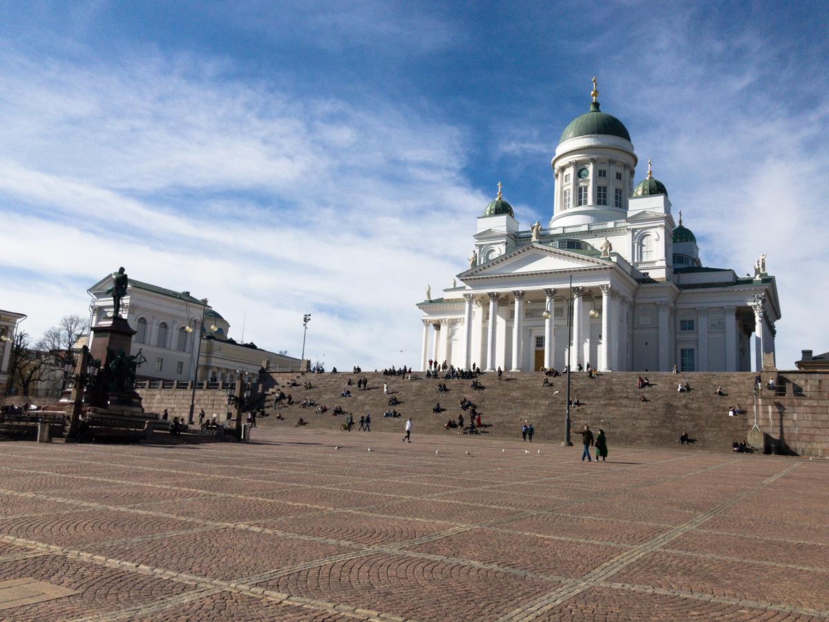 Senaatintori ja Helsingin tuomiokirkko