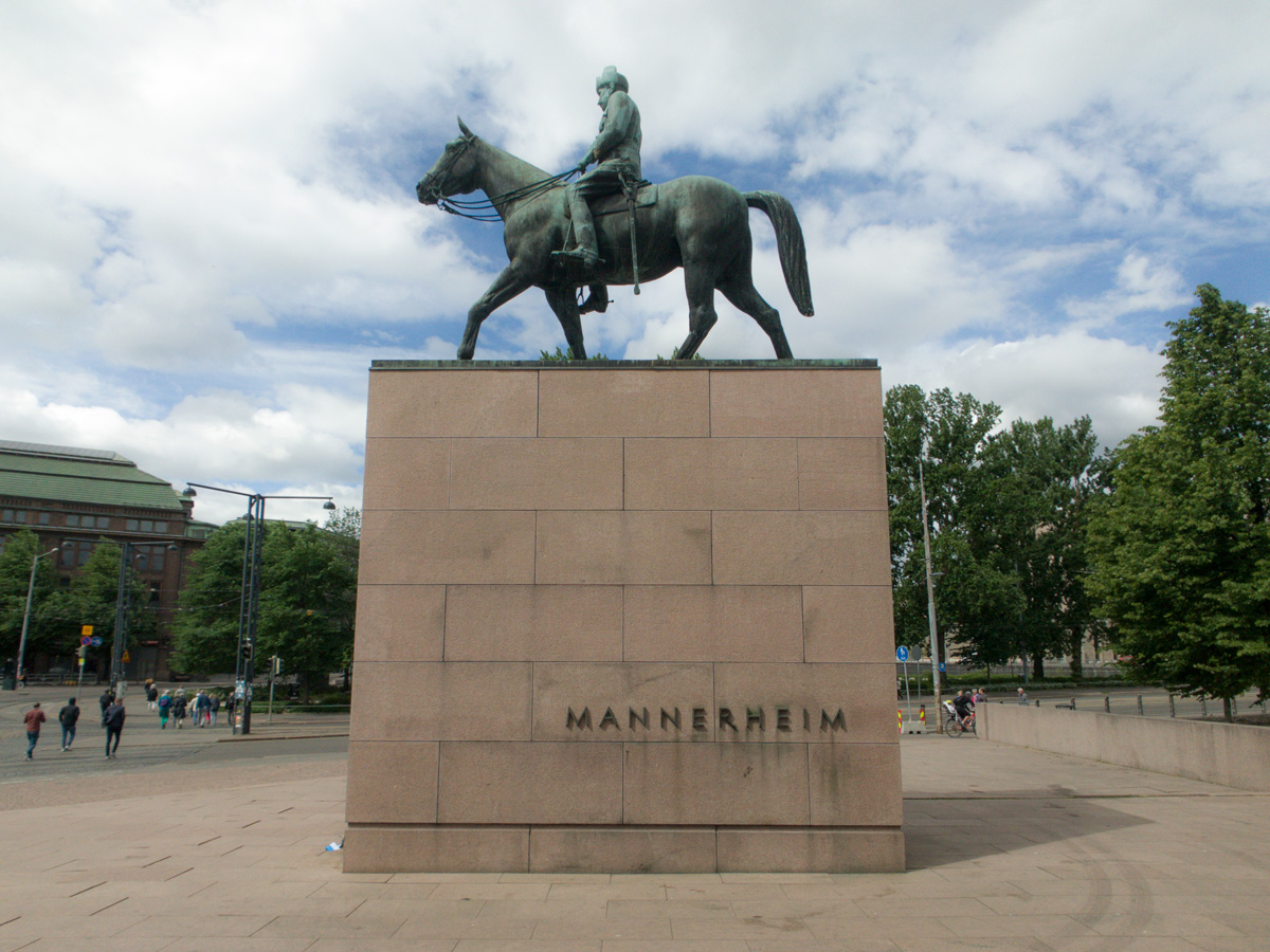 Marsalkka Mannerheimin ratsastajapatsas